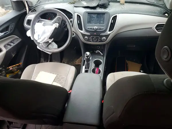 2GNAXHEV8J6133799 2018 CHEVROLET EQUINOX - Image 8