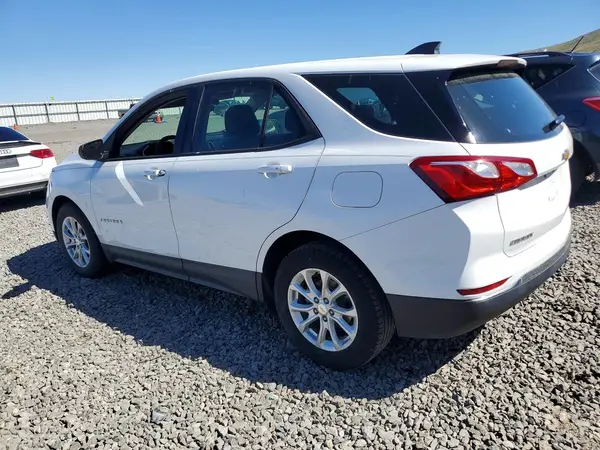 2GNAXHEV8J6164258 2018 CHEVROLET EQUINOX - Image 2