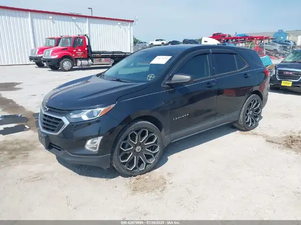 2GNAXHEV8J6172120 2018 CHEVROLET EQUINOX - Image 2