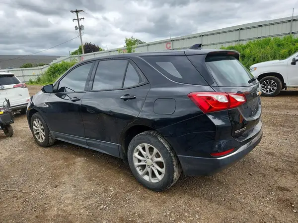 2GNAXHEV8J6174594 2018 CHEVROLET EQUINOX - Image 2