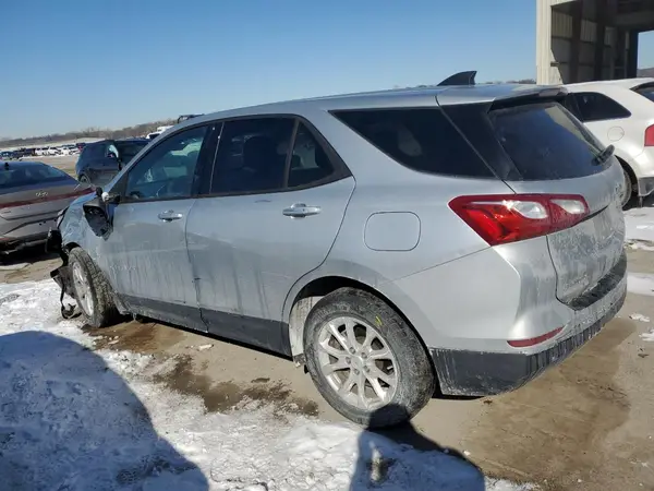 2GNAXHEV8J6196286 2018 CHEVROLET EQUINOX - Image 2
