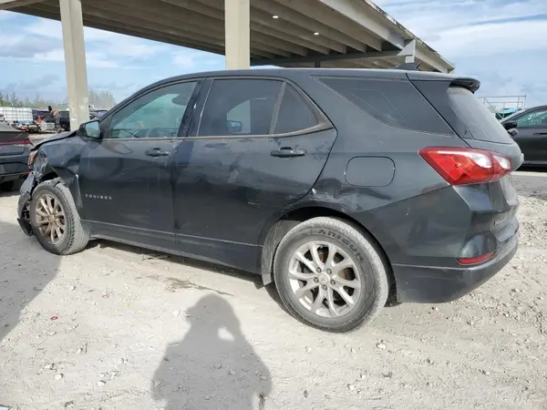 2GNAXHEV8J6239928 2018 CHEVROLET EQUINOX - Image 2