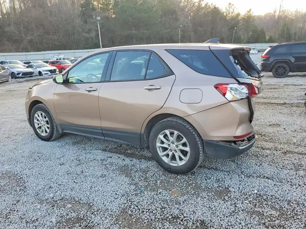 2GNAXHEV8J6286943 2018 CHEVROLET EQUINOX - Image 2