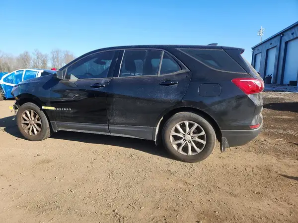 2GNAXHEV8J6320332 2018 CHEVROLET EQUINOX - Image 2
