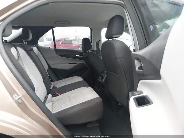 2GNAXHEV8K6135876 2019 CHEVROLET EQUINOX - Image 8