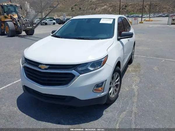 2GNAXHEV8K6157909 2019 CHEVROLET EQUINOX - Image 2