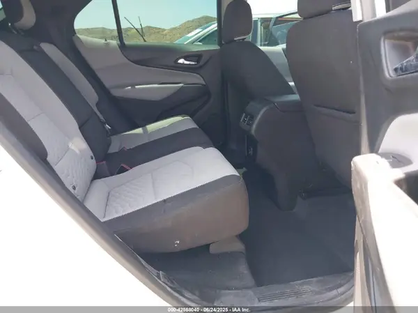 2GNAXHEV8K6157909 2019 CHEVROLET EQUINOX - Image 8