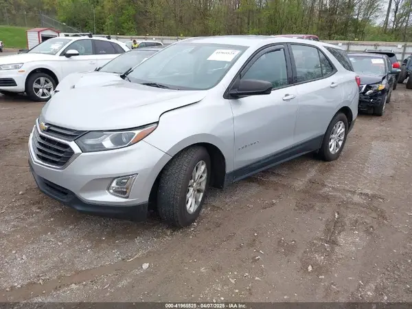 2GNAXHEV8K6170949 2019 CHEVROLET EQUINOX - Image 2