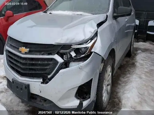 2GNAXHEV8K6215243 2019 CHEVROLET EQUINOX - Image 2