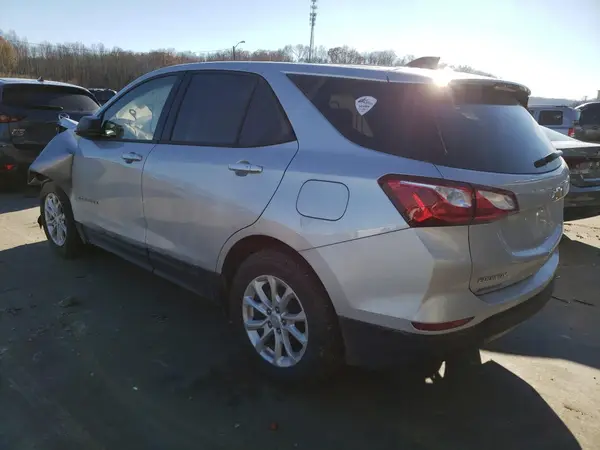2GNAXHEV8K6220006 2019 CHEVROLET EQUINOX - Image 2