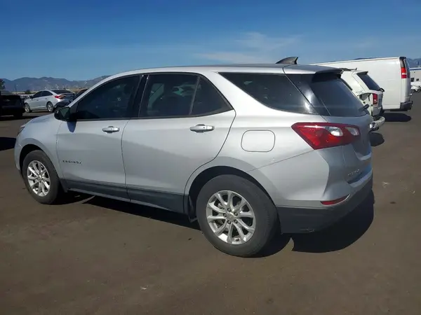 2GNAXHEV8K6266368 2019 CHEVROLET EQUINOX - Image 2