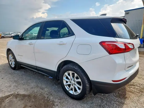 2GNAXHEV8L6133062 2020 CHEVROLET EQUINOX - Image 2