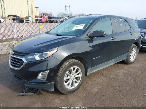 2GNAXHEV8L6236224 2020 CHEVROLET EQUINOX - Image 2