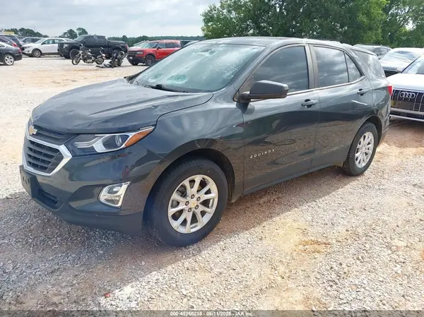 2GNAXHEV8L6263777 2020 CHEVROLET EQUINOX - Image 2
