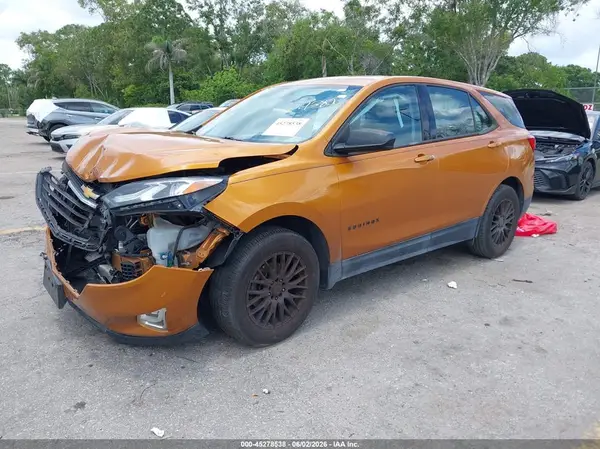 2GNAXHEV9J6114582 2018 CHEVROLET EQUINOX - Image 2