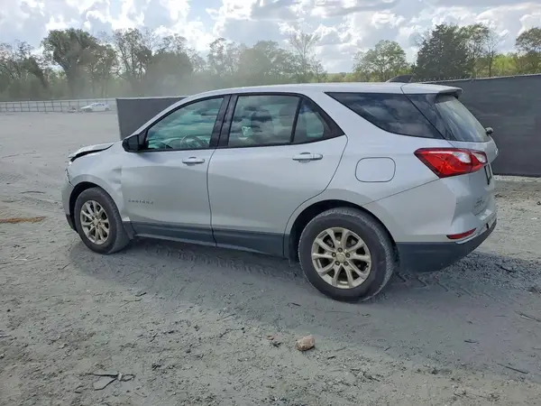 2GNAXHEV9J6137358 2018 CHEVROLET EQUINOX - Image 2