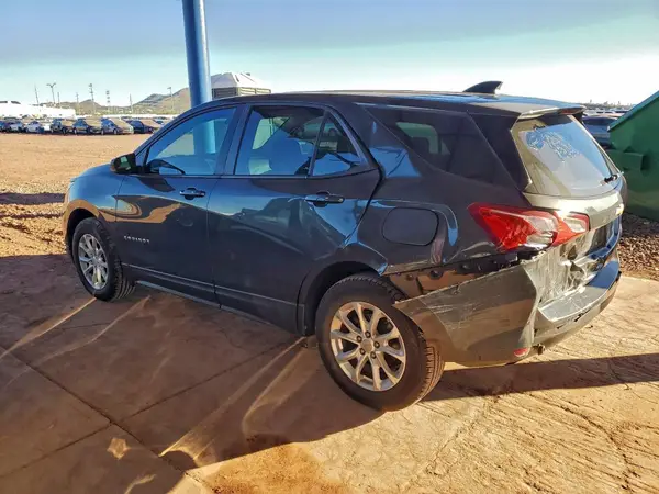2GNAXHEV9J6143838 2018 CHEVROLET EQUINOX - Image 2