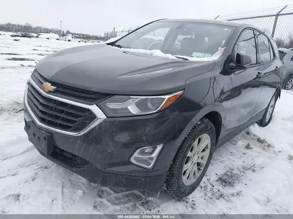 2GNAXHEV9J6169386 2018 CHEVROLET EQUINOX - Image 2