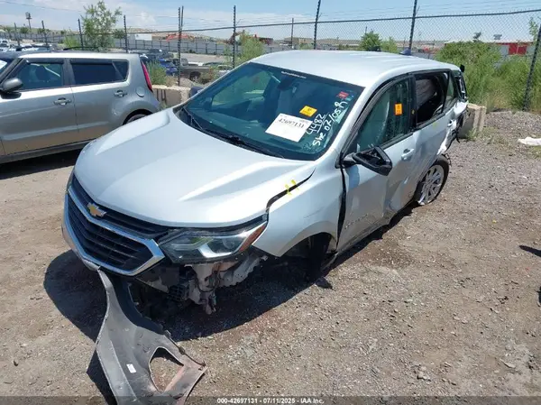 2GNAXHEV9J6194482 2018 CHEVROLET EQUINOX - Image 2