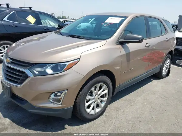 2GNAXHEV9J6196460 2018 CHEVROLET EQUINOX - Image 2