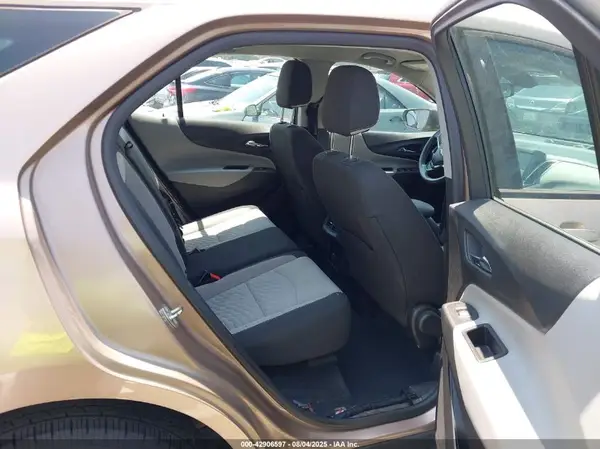 2GNAXHEV9J6196460 2018 CHEVROLET EQUINOX - Image 8