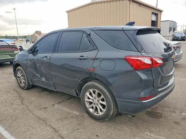 2GNAXHEV9J6216545 2018 CHEVROLET EQUINOX - Image 2