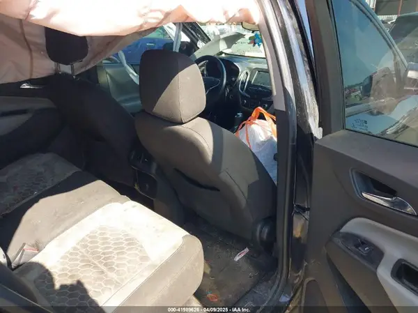 2GNAXHEV9J6236777 2018 CHEVROLET EQUINOX - Image 8