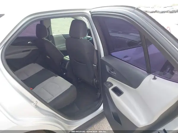 2GNAXHEV9J6238416 2018 CHEVROLET EQUINOX - Image 8