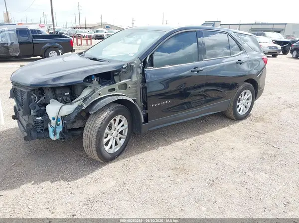 2GNAXHEV9J6327662 2018 CHEVROLET EQUINOX - Image 2
