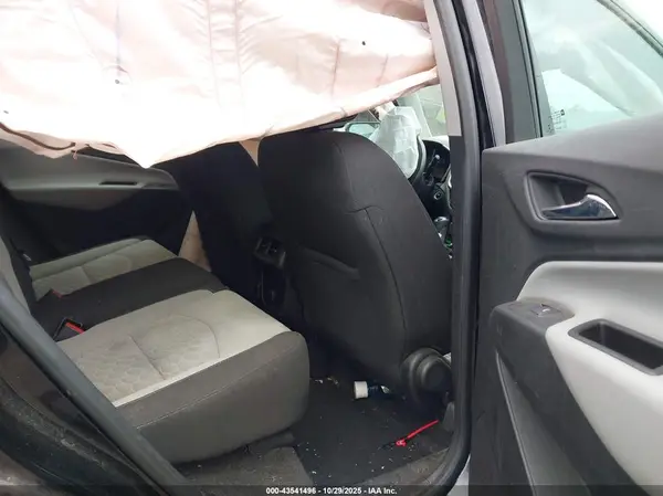 2GNAXHEV9J6331811 2018 CHEVROLET EQUINOX - Image 8