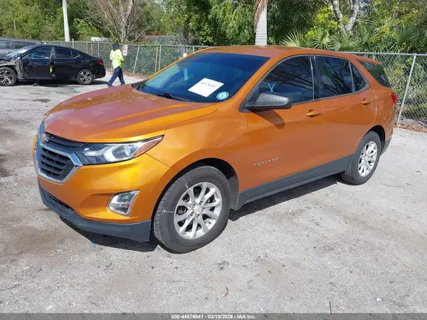 2GNAXHEV9J6332103 2018 CHEVROLET EQUINOX - Image 2