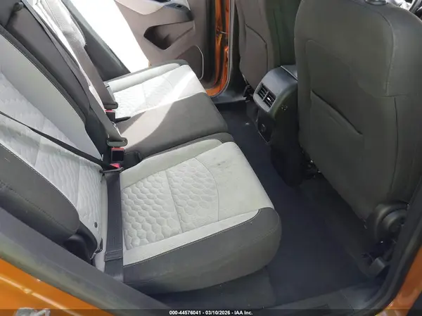 2GNAXHEV9J6332103 2018 CHEVROLET EQUINOX - Image 8