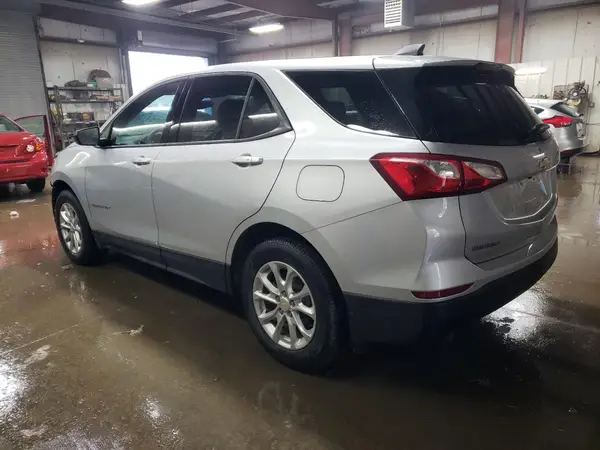 2GNAXHEV9K6160107 2019 CHEVROLET EQUINOX - Image 2
