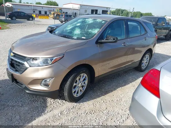 2GNAXHEV9K6171575 2019 CHEVROLET EQUINOX - Image 2