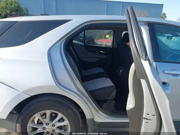 2GNAXHEV9K6216501 2019 CHEVROLET EQUINOX - Image 8