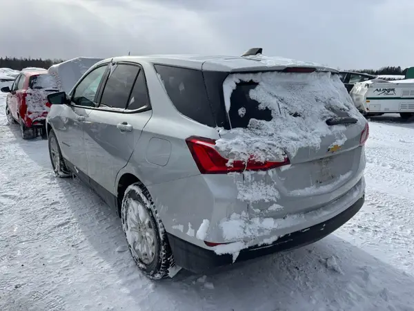 2GNAXHEV9K6262457 2019 CHEVROLET EQUINOX - Image 2