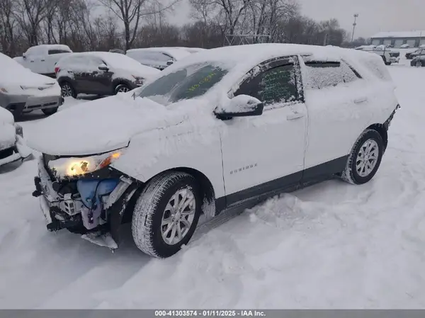 2GNAXHEV9L6125844 2020 CHEVROLET EQUINOX - Image 2