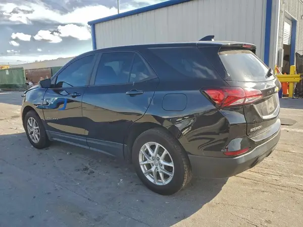 2GNAXHEV9N6137916 2022 CHEVROLET EQUINOX - Image 2