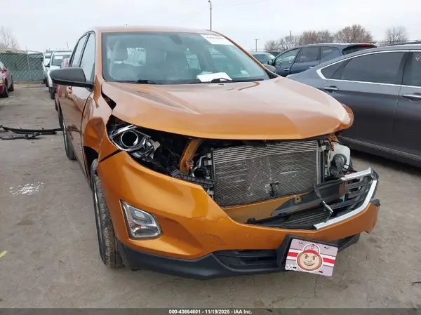 2GNAXHEVXJ6110802 2018 CHEVROLET EQUINOX - Image 1