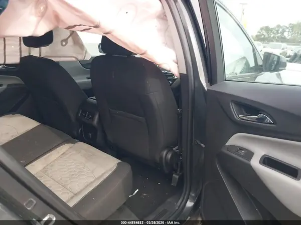 2GNAXHEVXJ6121413 2018 CHEVROLET EQUINOX - Image 8