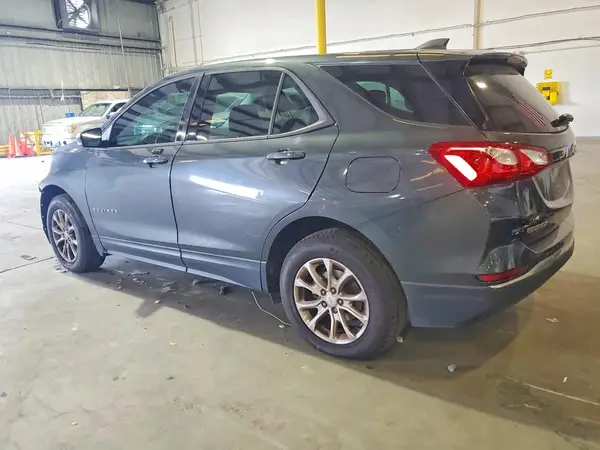 2GNAXHEVXJ6121623 2018 CHEVROLET EQUINOX - Image 2