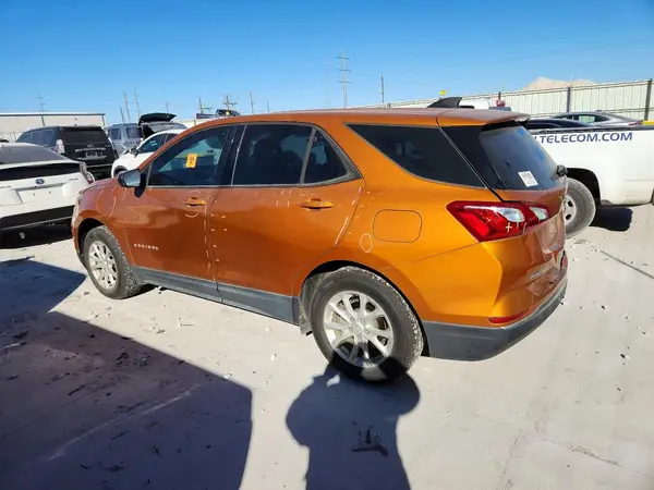 2GNAXHEVXJ6144772 2018 CHEVROLET EQUINOX - Image 2