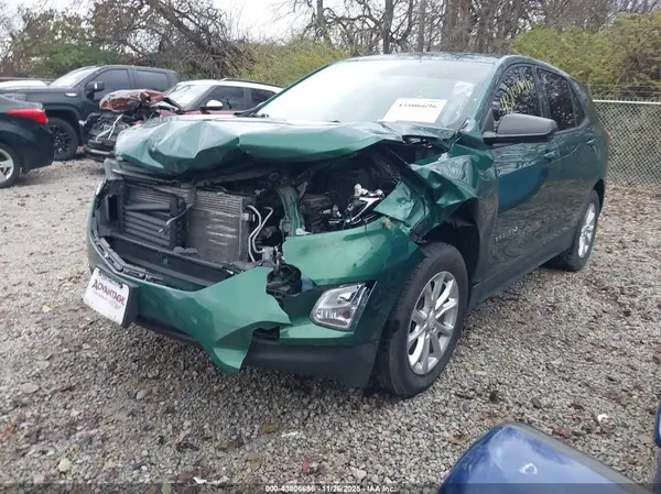 2GNAXHEVXJ6153262 2018 CHEVROLET EQUINOX - Image 2