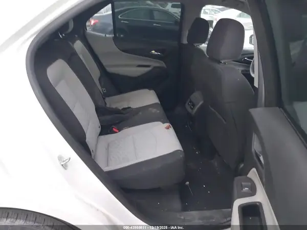 2GNAXHEVXJ6155531 2018 CHEVROLET EQUINOX - Image 8
