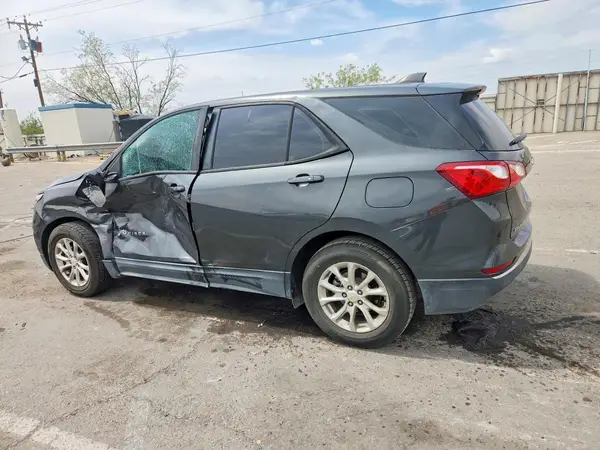 2GNAXHEVXJ6166724 2018 CHEVROLET EQUINOX - Image 2