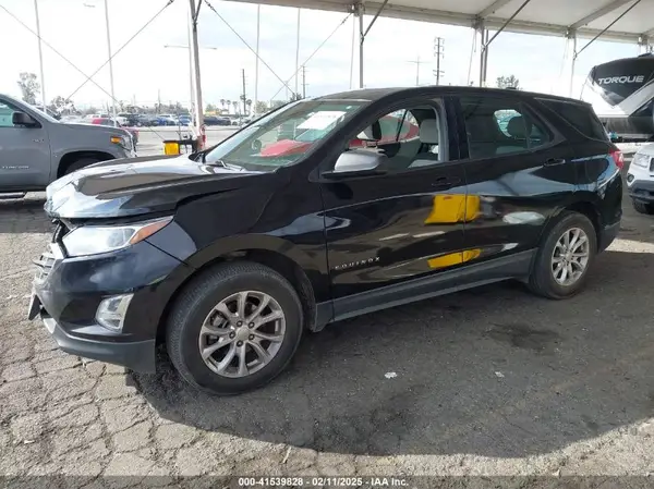 2GNAXHEVXJ6170451 2018 CHEVROLET EQUINOX - Image 2