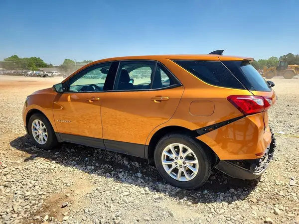 2GNAXHEVXJ6176430 2018 CHEVROLET EQUINOX - Image 2