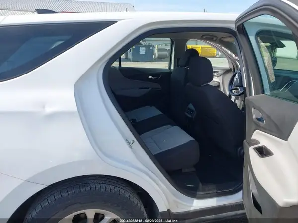 2GNAXHEVXJ6213704 2018 CHEVROLET EQUINOX - Image 8