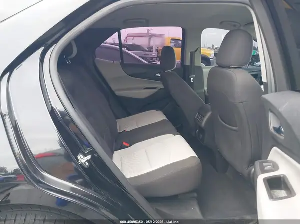 2GNAXHEVXJ6240370 2018 CHEVROLET EQUINOX - Image 8