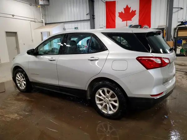 2GNAXHEVXJ6264457 2018 CHEVROLET EQUINOX - Image 2